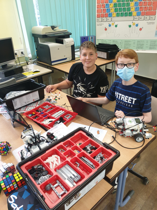 lego_mindstorm.jpg lego_mindstorm.jpg